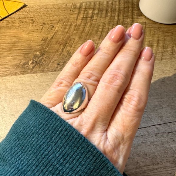 Silpada Ring, Oval Shaped .925 Sterling Silver - Picture 4 of 6